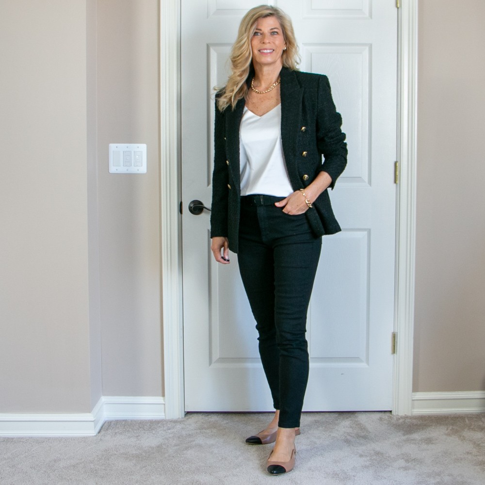 How to style black jeans, a versatile and timeless wardrobe staple, are a blank canvas for an array of fashion-forward looks.