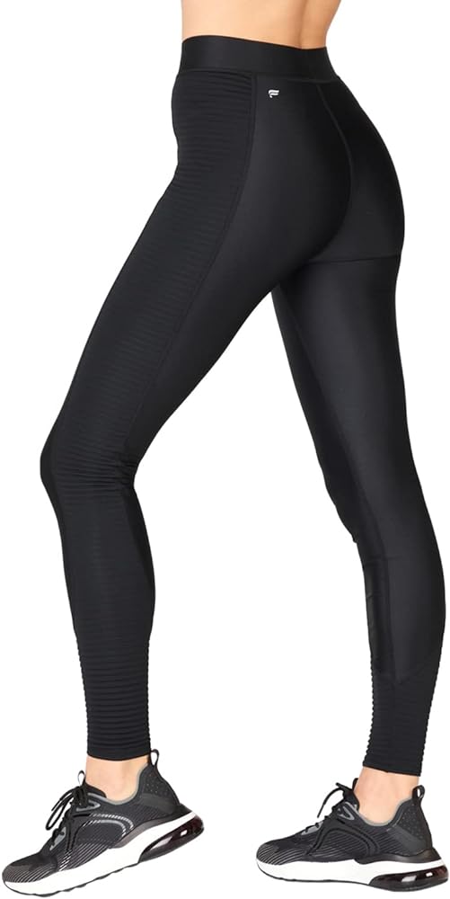 Leggings fabletics women has become a renowned activewear brand known for its stylish and functional workout apparel,