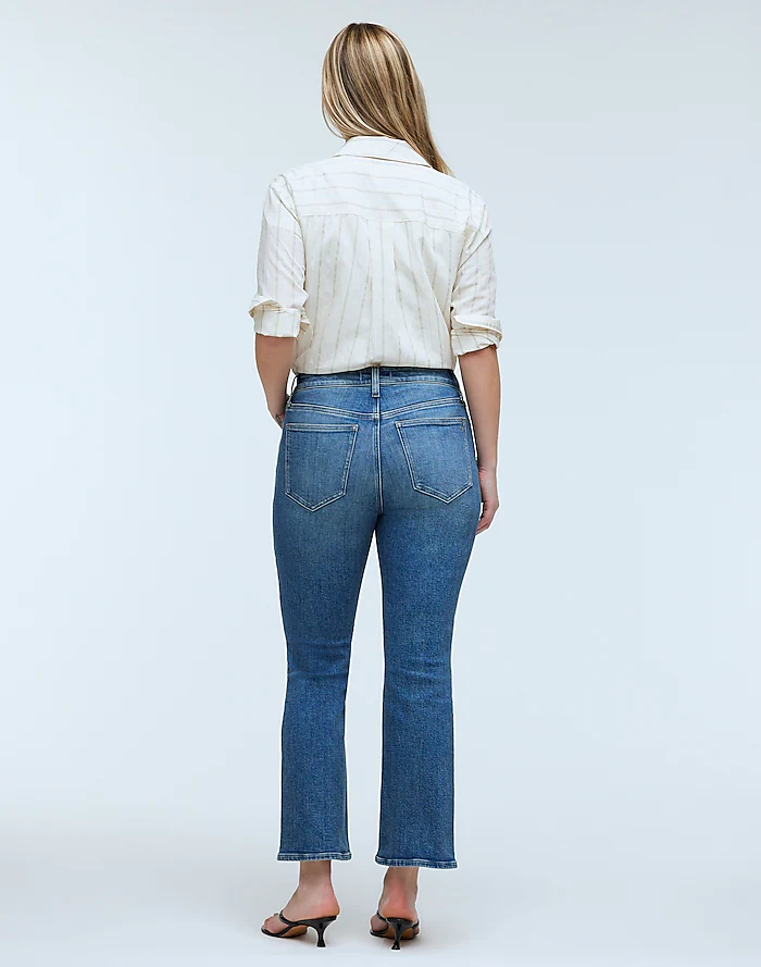 Curvy petite jeans, fashion is all about embracing individuality and finding clothes that make us feel c