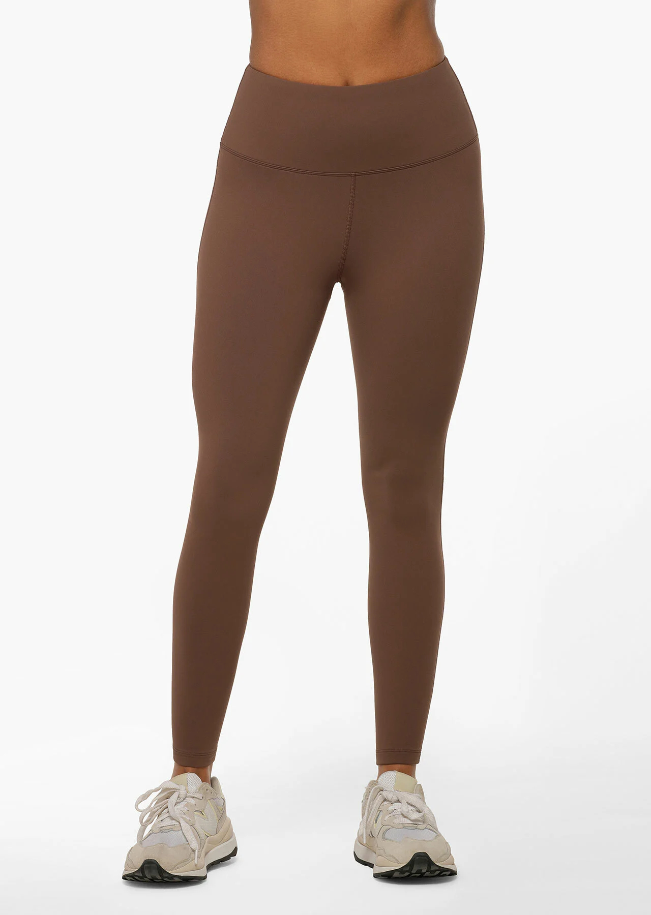 Brown leggings for women – How to Style them to Look Good插图2
