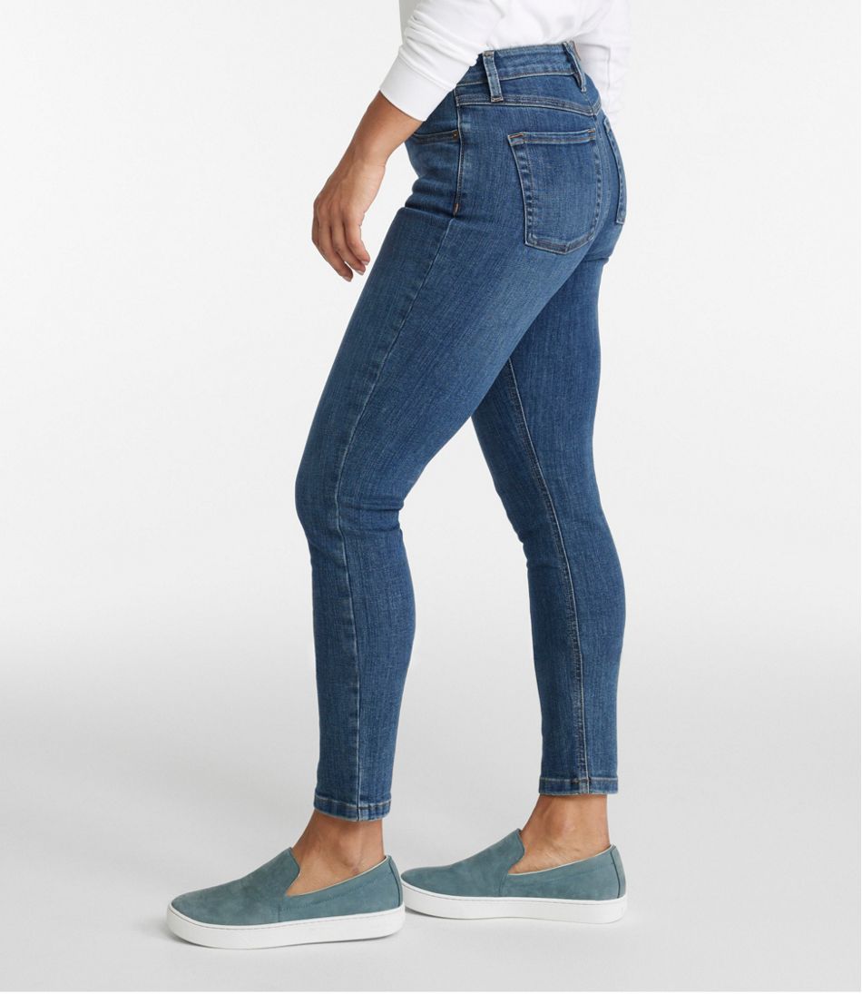 Womens ankle jeans have become a wardrobe staple for fashion-conscious individuals seeking a versatile and