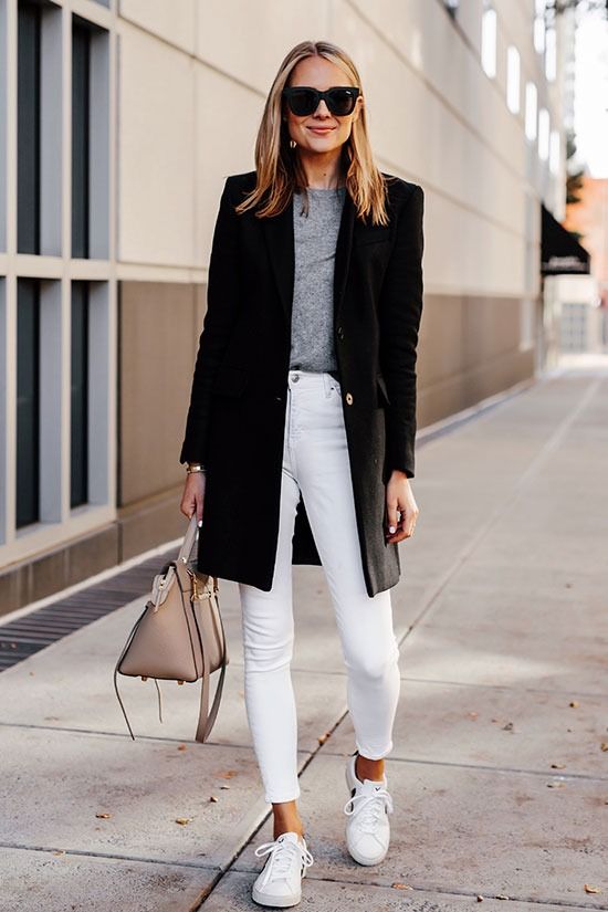 Winter white jeans, also known as white denim jeans, are a versatile and stylish wardrobe choice that offers