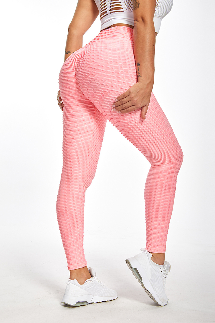In recent years, big butt yoga pants have become a staple in many wardrobes, offering a perfect blend of comfort, style, and functionality.