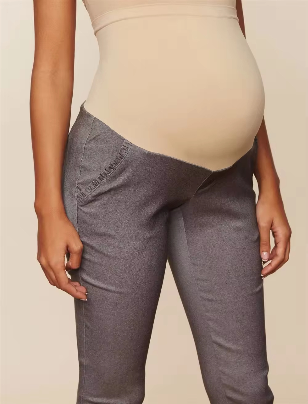 Leggings for pregnant women, pregnancy is a beautiful journey that comes with its unique set of challenges, including finding