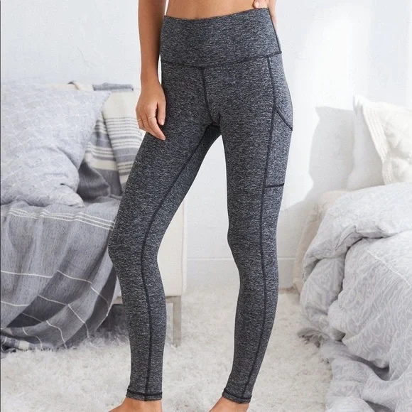 How to wash aerie leggings?